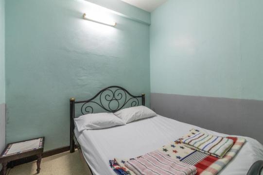 7 Holder Guest House #5