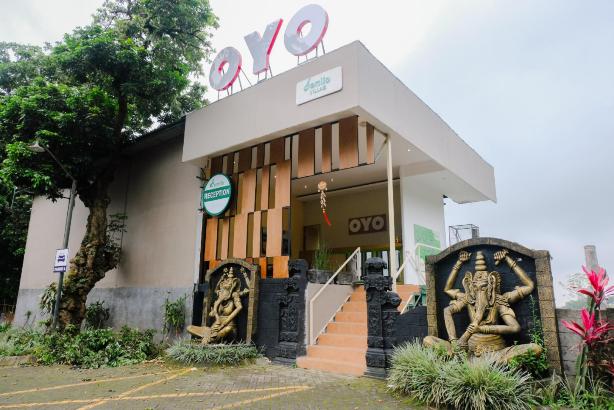 Demilo Inn