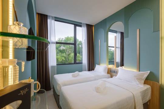 Wellesley Hotel #5