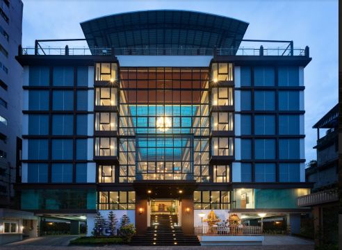 VSK RESIDENCE At Suvarnabhumi Airport