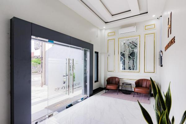 Urbanview Hotel Ivoeira House Lampung by RedDoorz #5