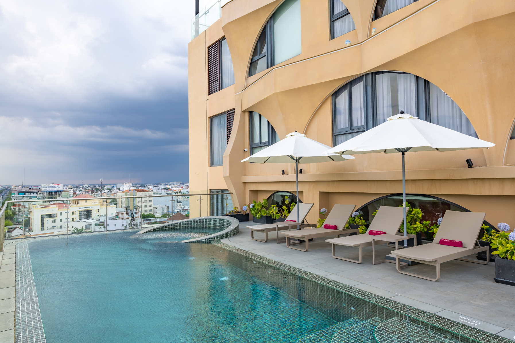 The Iris Signature Hotel and Spa