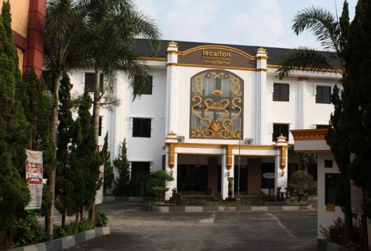 Iscalton Courteous (Formerly Puri Iska Sukabumi)