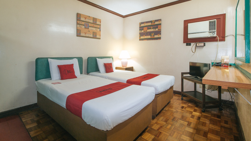 RedDoorz @ Broadway Court Apartelle Quezon City #5