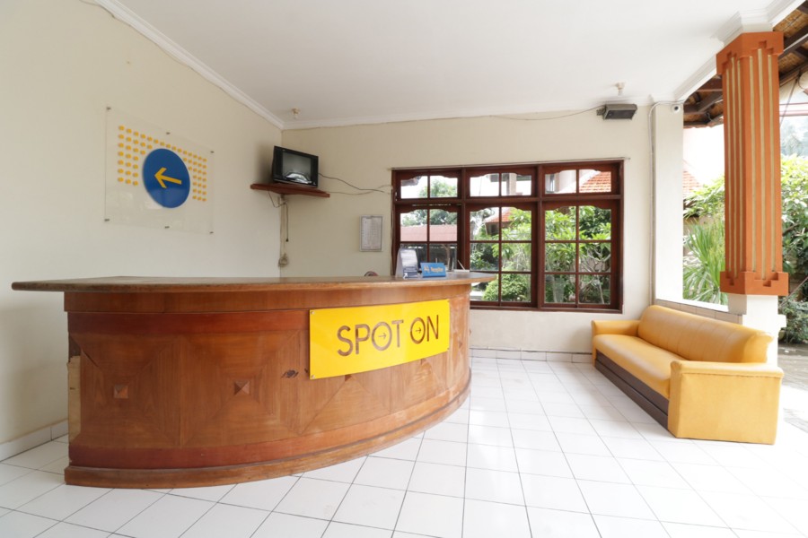Spot on 2426 Hotel Aget Jaya II #5