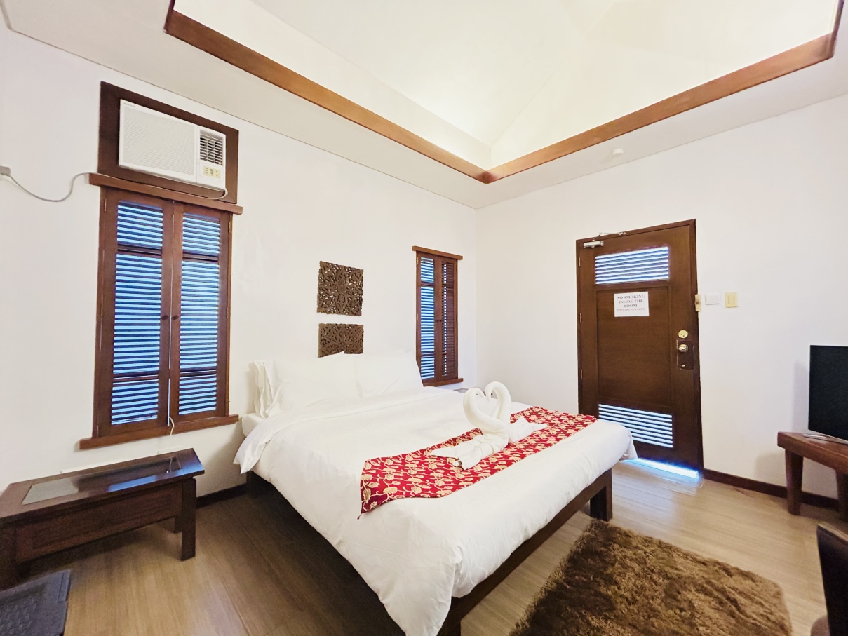Sheridan Boutique Resort #5