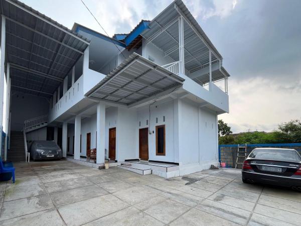 Singgahan Guest House Pacitan Mitra RedDoorz #5
