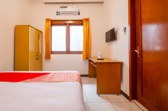 OYO 2728 Sinulingga Residence