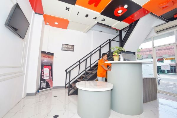 Front One Budget Hotel Tirtonadi Solo #5