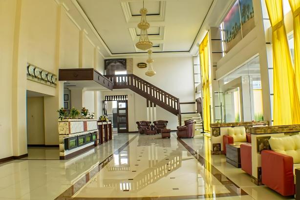 Grand City Batu Hotel #5