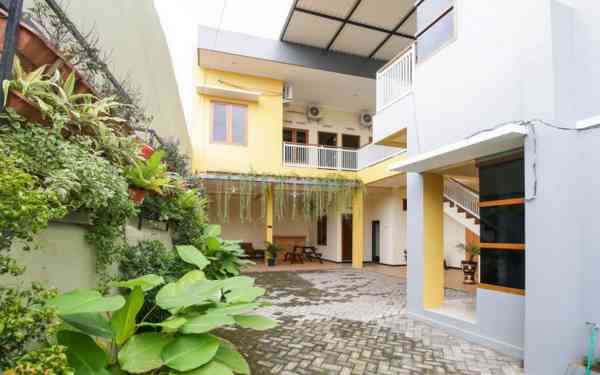 RedDoorz @ Jalan Kedawung #5