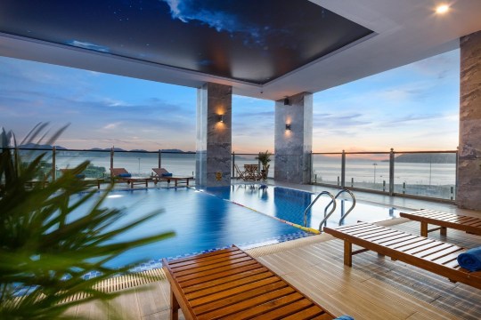 Xavia Hotel