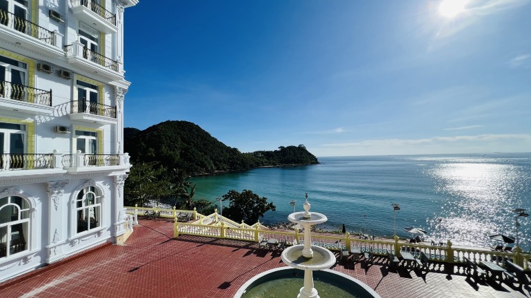 KHÁCH SẠN NAM DU PALACE #5