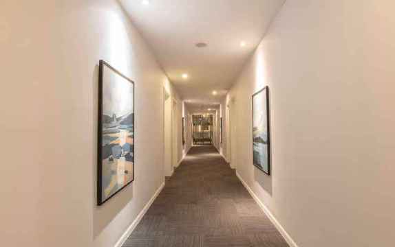 LEN'S HOTEL #5