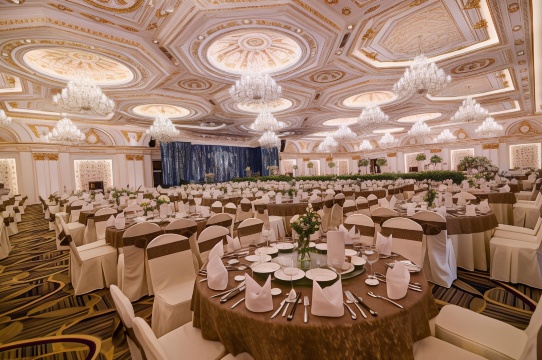 The Mira Central Park Hotel