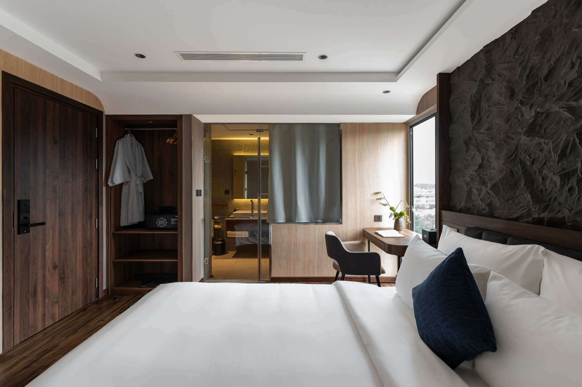 Kin Hotel Thai Van Lung #5