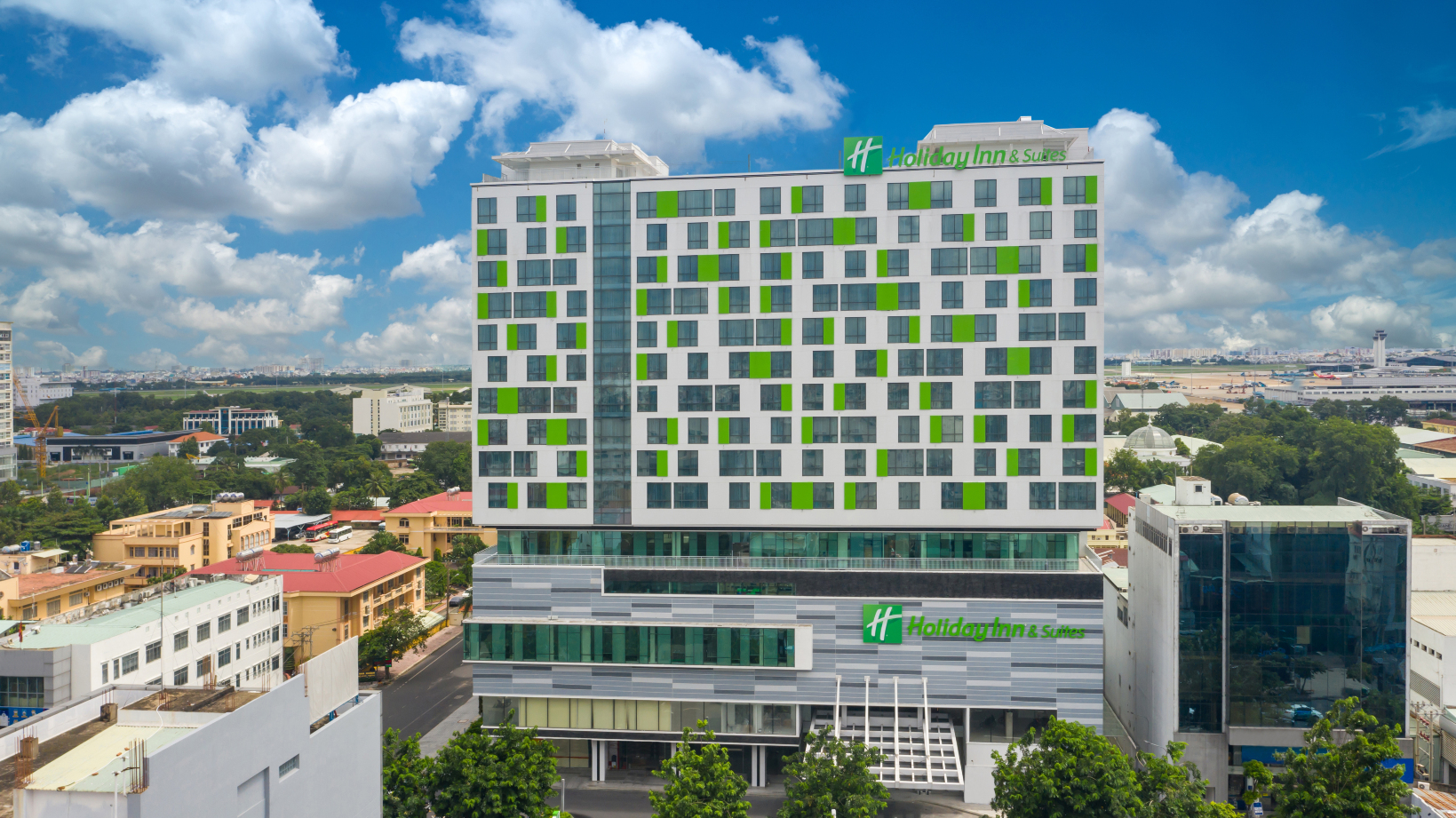 Holiday Inn & Suites Saigon Airport #5