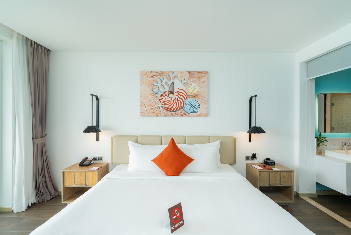 Premium Hướng Thành Phố 01 Giường Lớn #1
