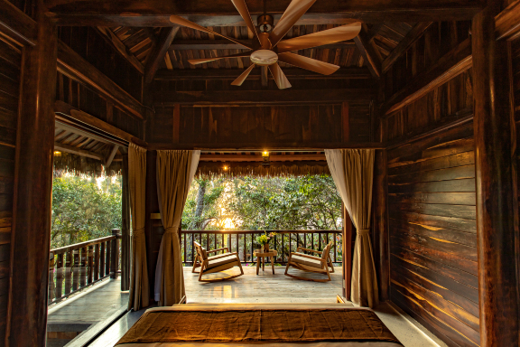 Bungalow rừng nhiệt đới cao cấp (giường King Size) #1