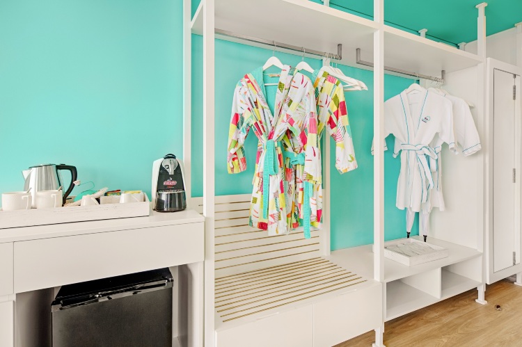 SUPERIOR_ROOM #4