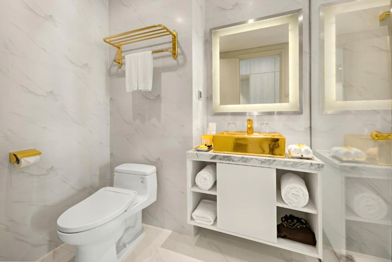 Phòng Giường King Deluxe Golden Bay #8