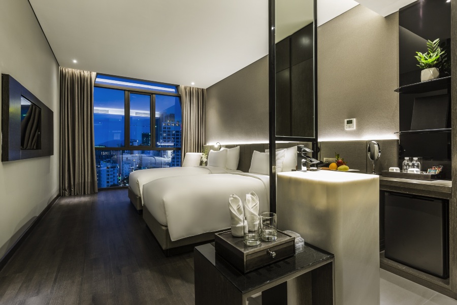 Premier Twin Room - High floor #3