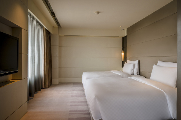 NIKKO JUNIOR SUITE QUEENS #2