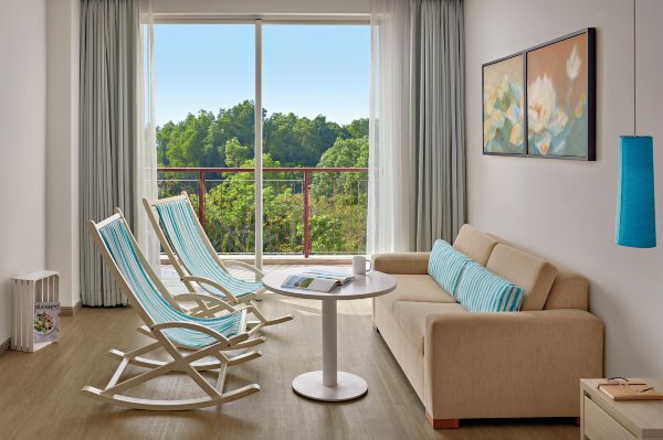 SUPERIOR_ROOM #9
