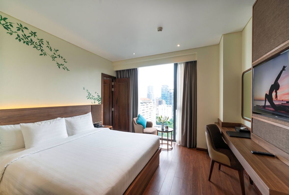 LUXURY CONNECTING PARK VIEW #1