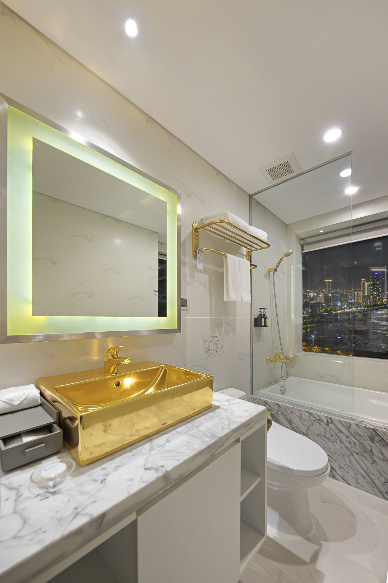Suite Ở Góc 2 Phòng Ngủ #10
