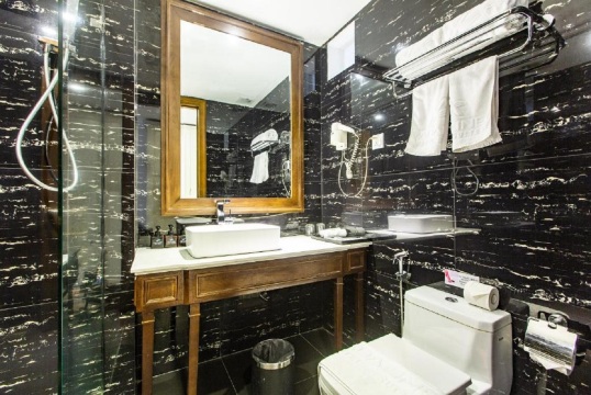Suite 2 Phòng Ngủ #8